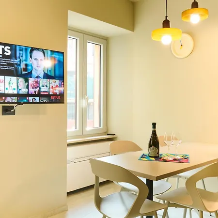 Romeo Design In Piazza Malvezzi Apartament